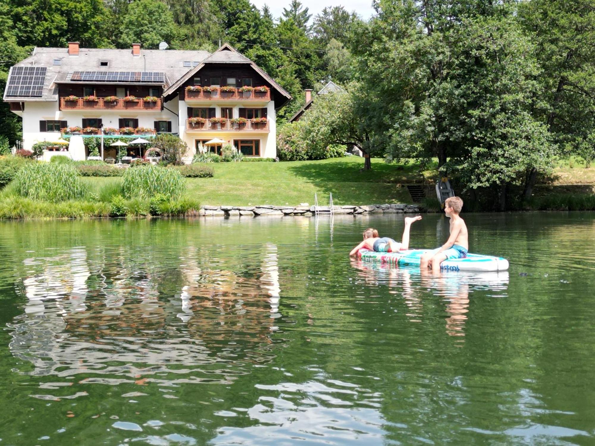 Landgasthof Trattnig Schiefling am See Exterior foto