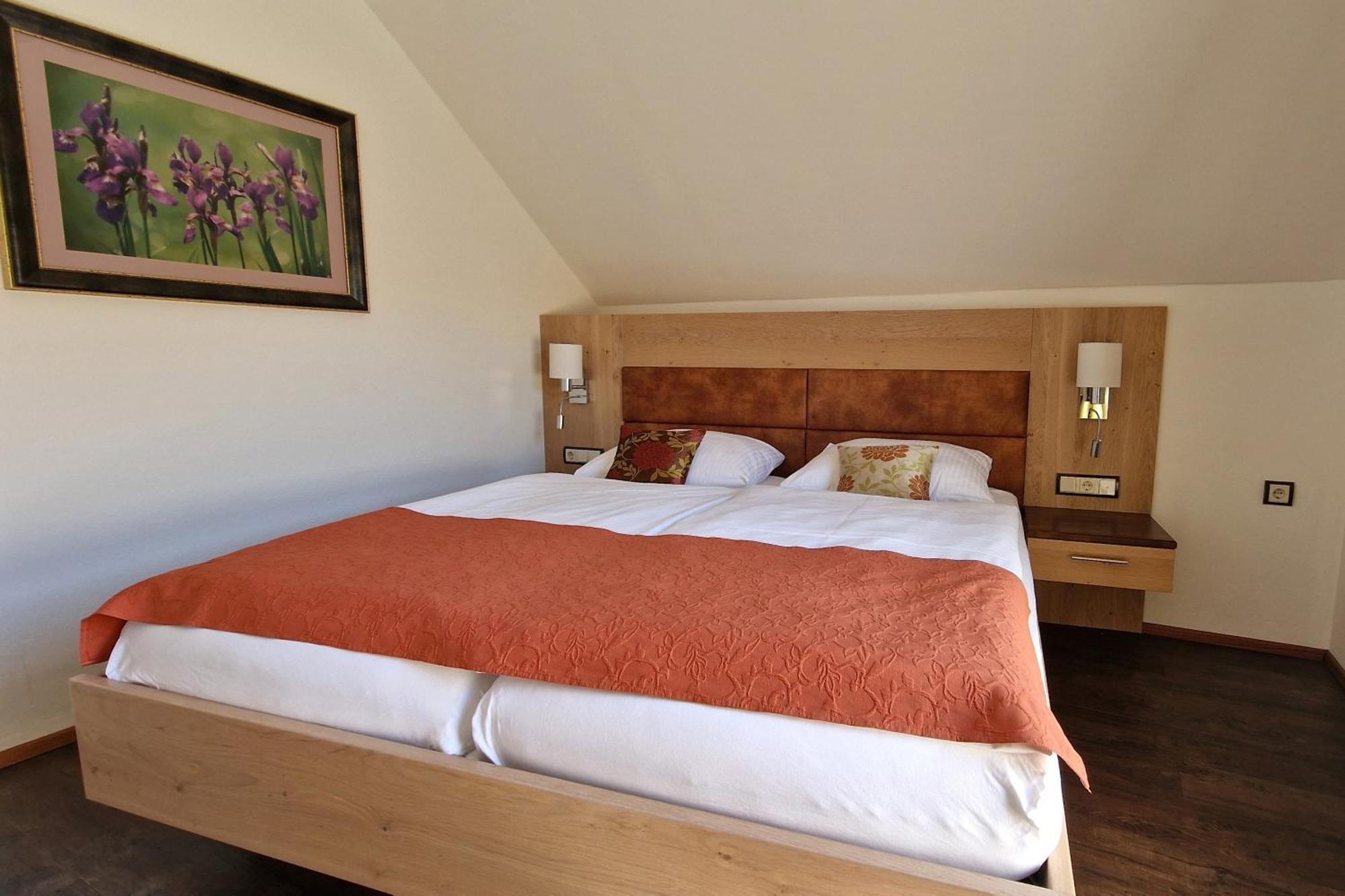 Landgasthof Trattnig Schiefling am See Quarto foto